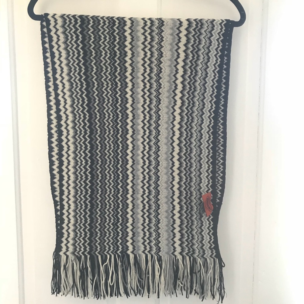 Missoni knit scarf